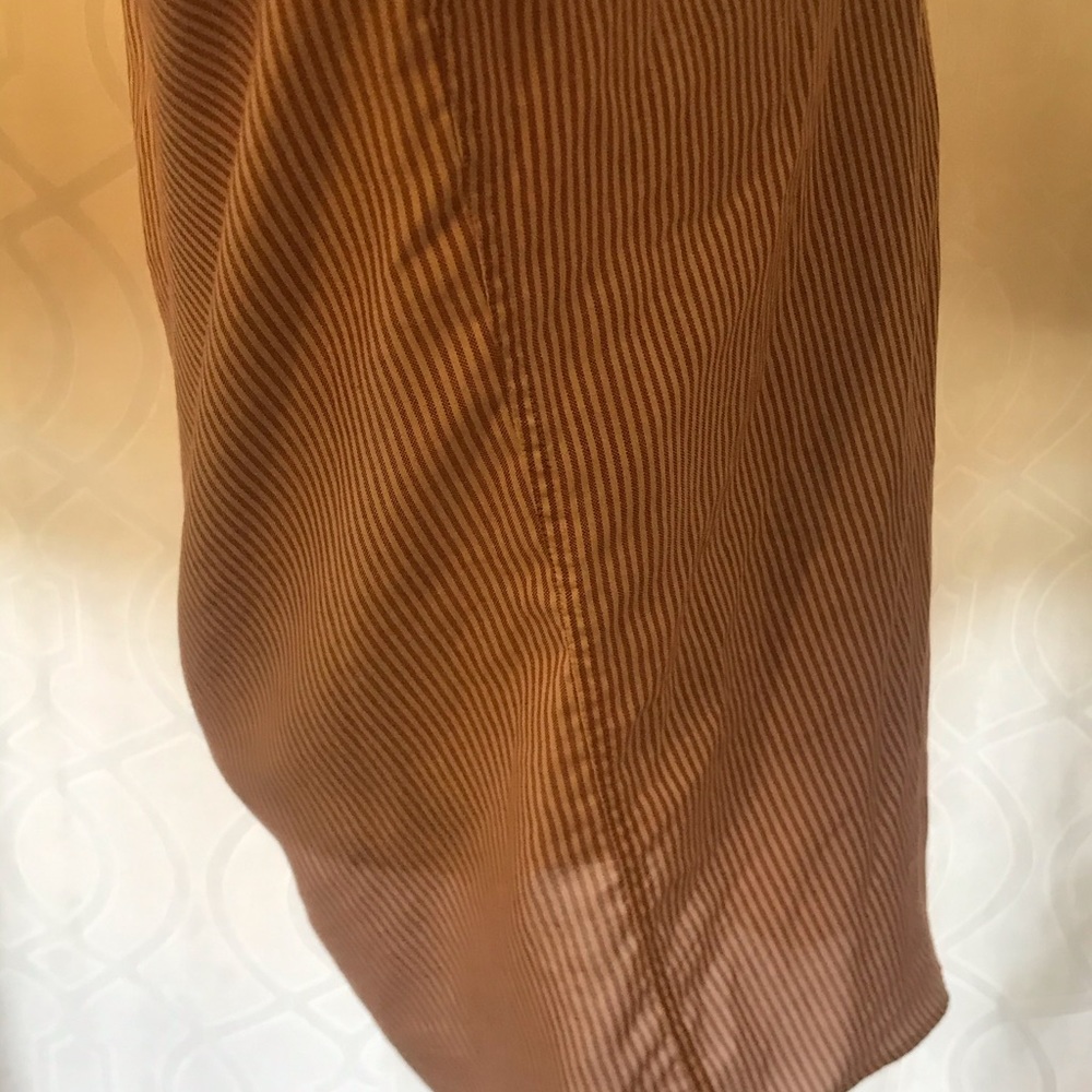 Shirt - Picture 2 of 5